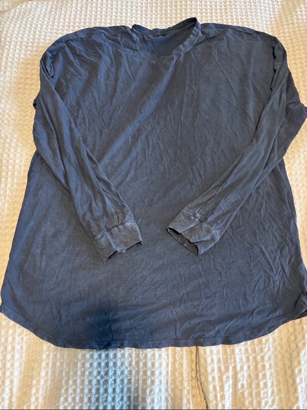 lululemon athletica Men's Long-Sleeve Crew in Slate Navy